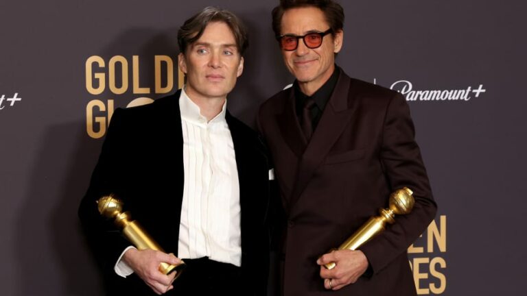 Oppenheimer toma la delantera en la temporada de premios