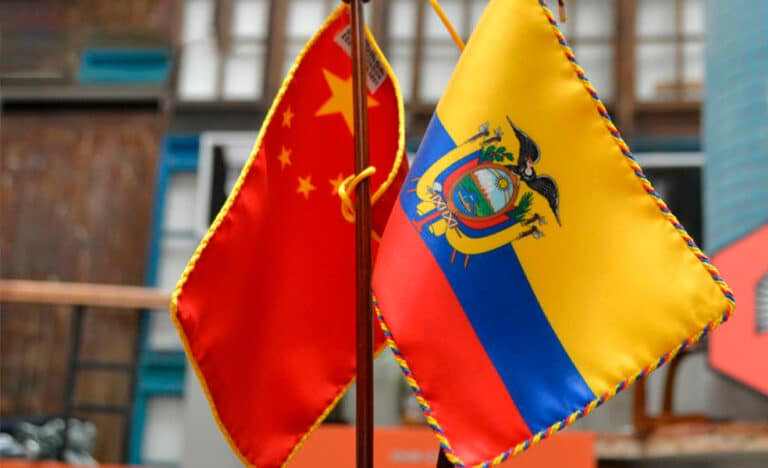 El TLC con China, ¿el plan b del Gobierno ante la disputa con Rusia?