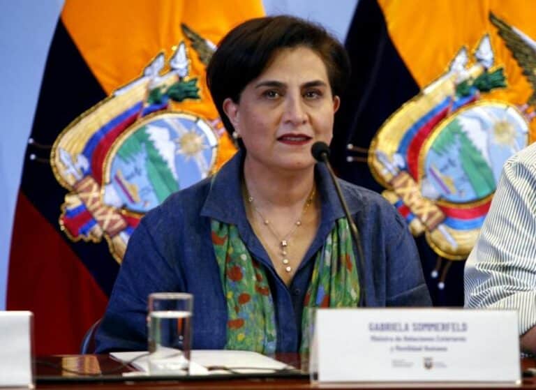 Noboa ordenó el asalto a la embajada de México, dice la canciller Sommerfeld