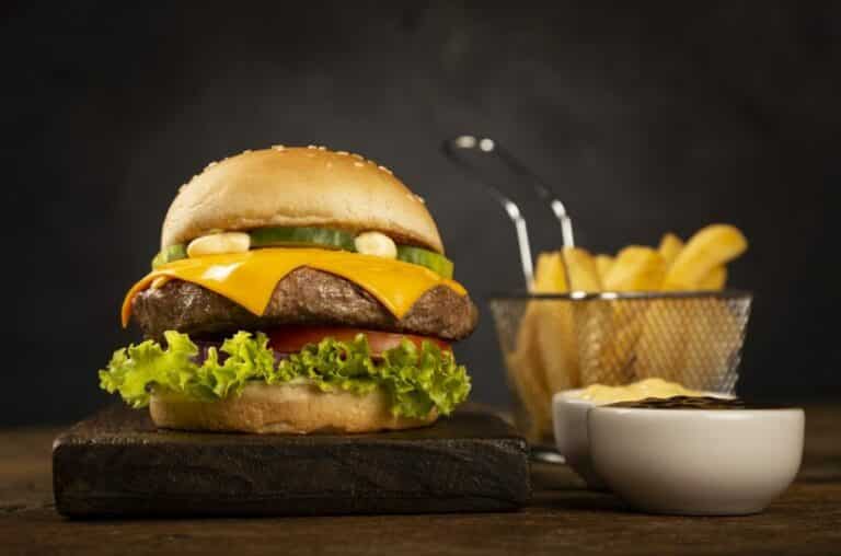 Este es el origen del Día de la hamburguesa