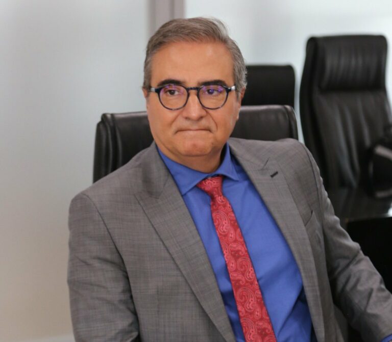 Ministro de Energía no asegura el fin de los apagones para octubre