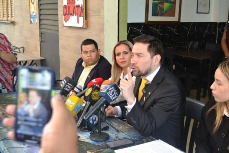 Luis Felipe Tillería enfrentará al TCE por denuncia de incitación al odio presentada por colectivos LGBT+