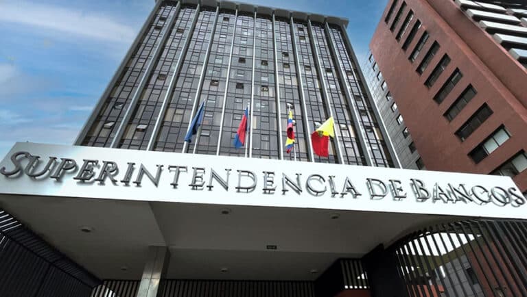 Pugna política por la designación del Superintendente de Bancos