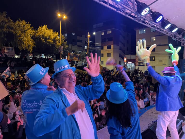La Revolución Ciudadana cierra campaña con sus representantes a la Asamblea para el centro-norte de Quito
