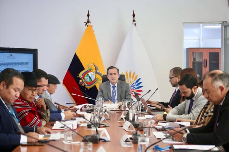 Comisión de Justicia pidió la comparecencia de varios ministros por los casos Petronoboa y chalecos de la FF.AA.