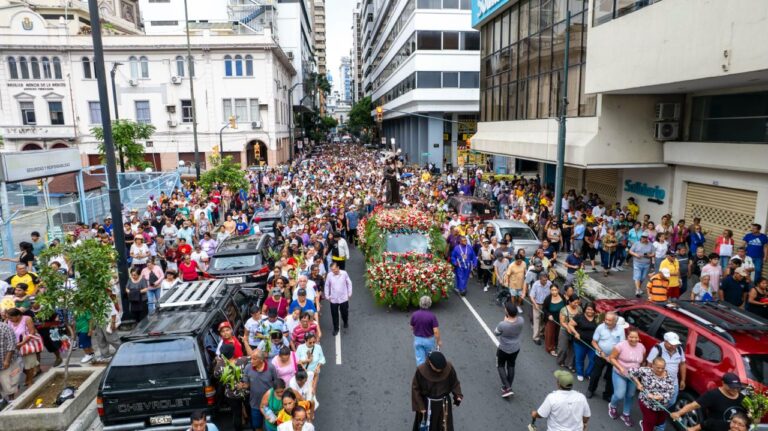 Así se vivieron las procesiones por Semana Santa en Guayaquil