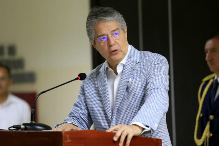 Fiscalía pide el archivo del Caso Flopec que involucra al expresidente Guillermo Lasso