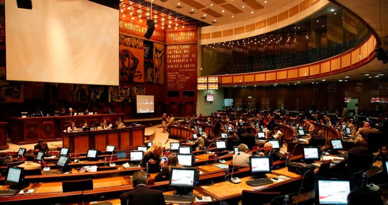 ¿Ya existía la normativa que impedía el nepotismo en la Asamblea?